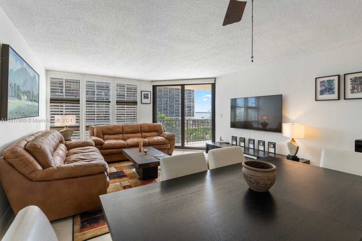 Small Image of 1915 BRICKELL AVE #C506, Miami Number 10
