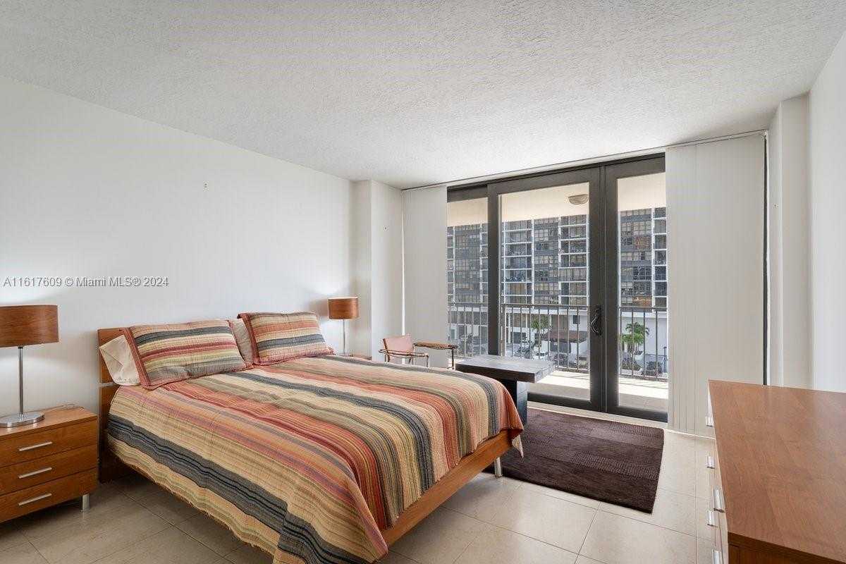 Small Image of 1915 BRICKELL AVE #C506, Miami Number 15