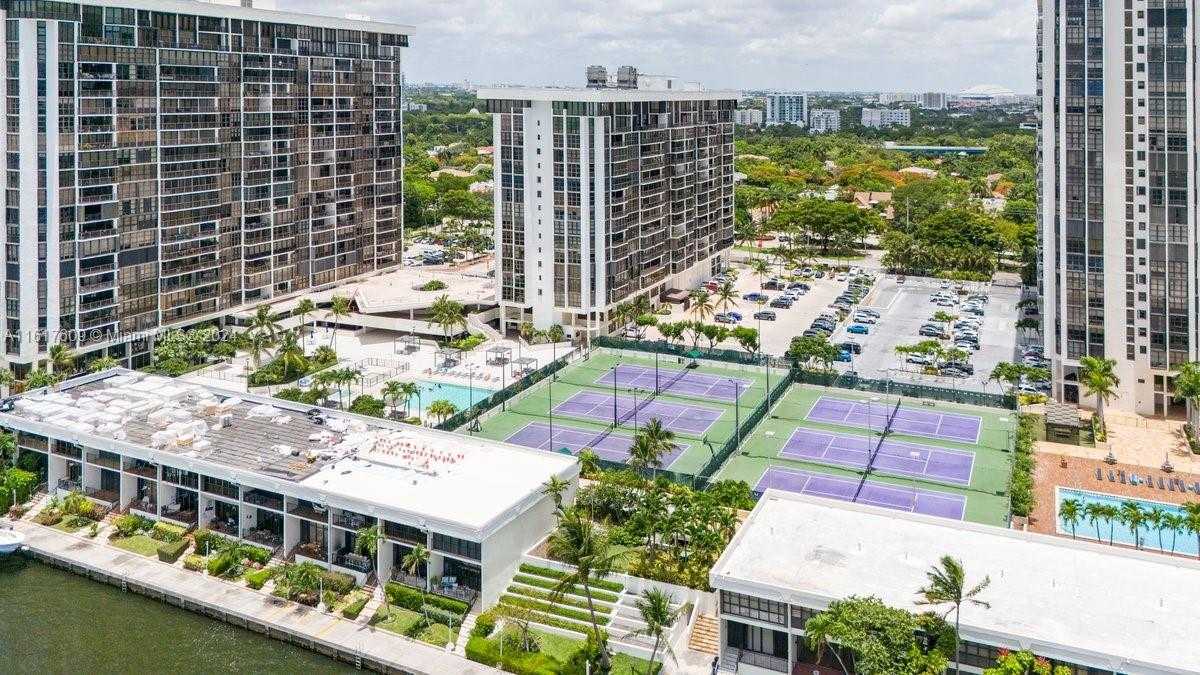Small Image of 1915 BRICKELL AVE #C506, Miami Number 30