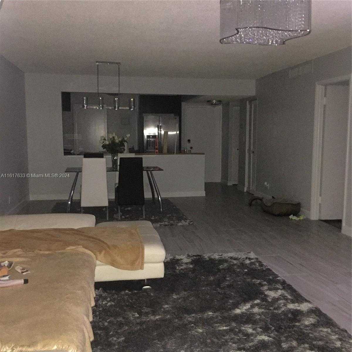 Small Image of 427 GOLDEN ISLES DR #16B, Hallandale Beach Number 20