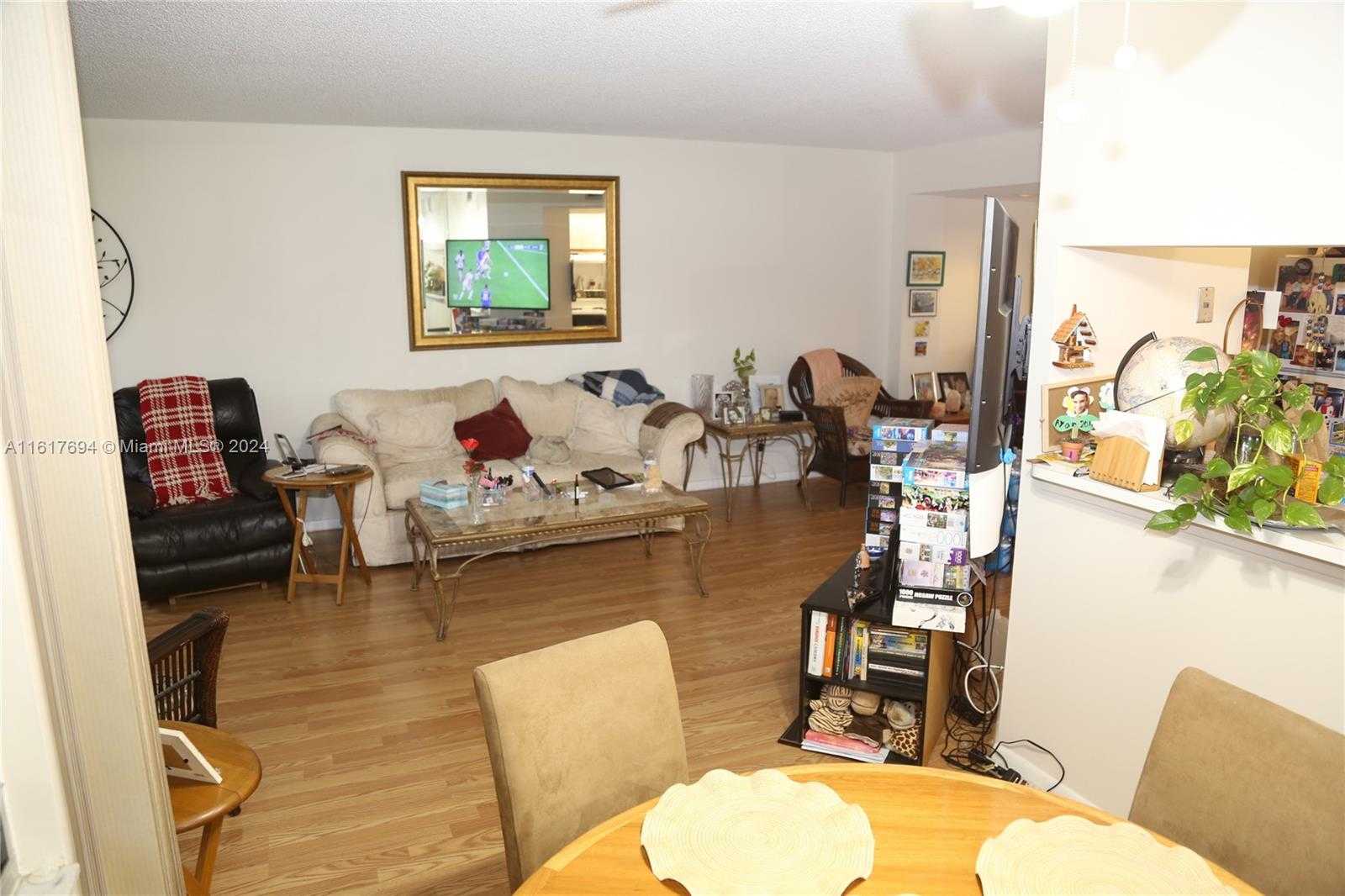 Small Image of 901 SOUTH WEST 128TH AVE #314E, Pembroke Pines Number 15