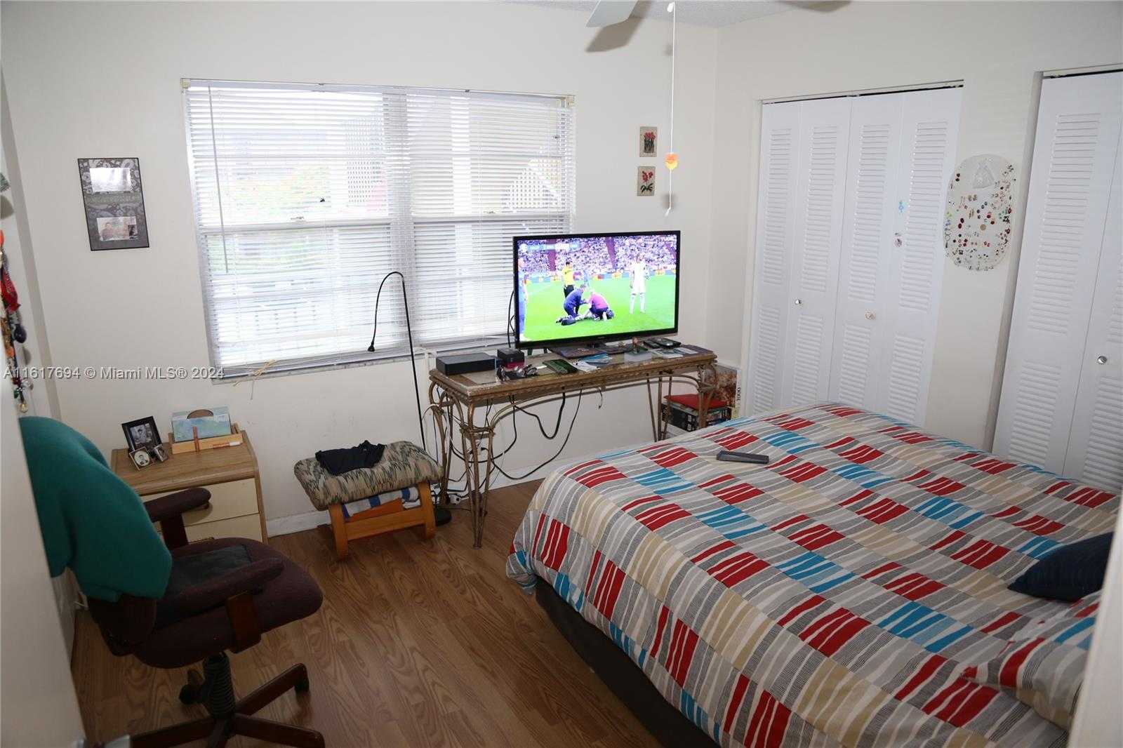 Small Image of 901 SOUTH WEST 128TH AVE #314E, Pembroke Pines Number 5