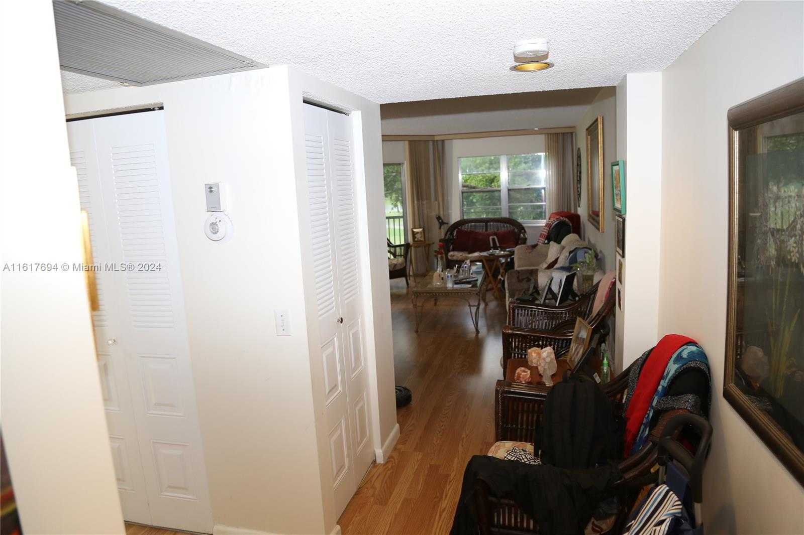 Small Image of 901 SOUTH WEST 128TH AVE #314E, Pembroke Pines Number 7