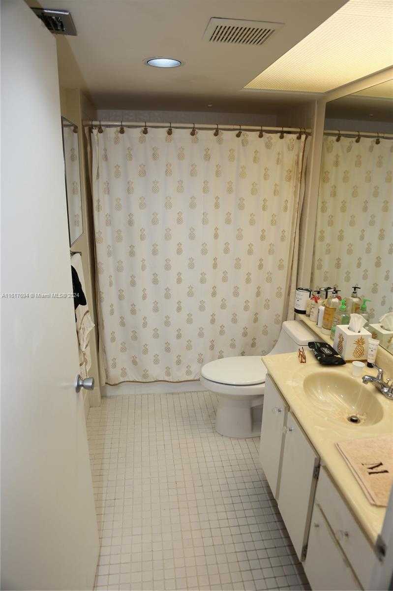 Small Image of 901 SOUTH WEST 128TH AVE #314E, Pembroke Pines Number 9