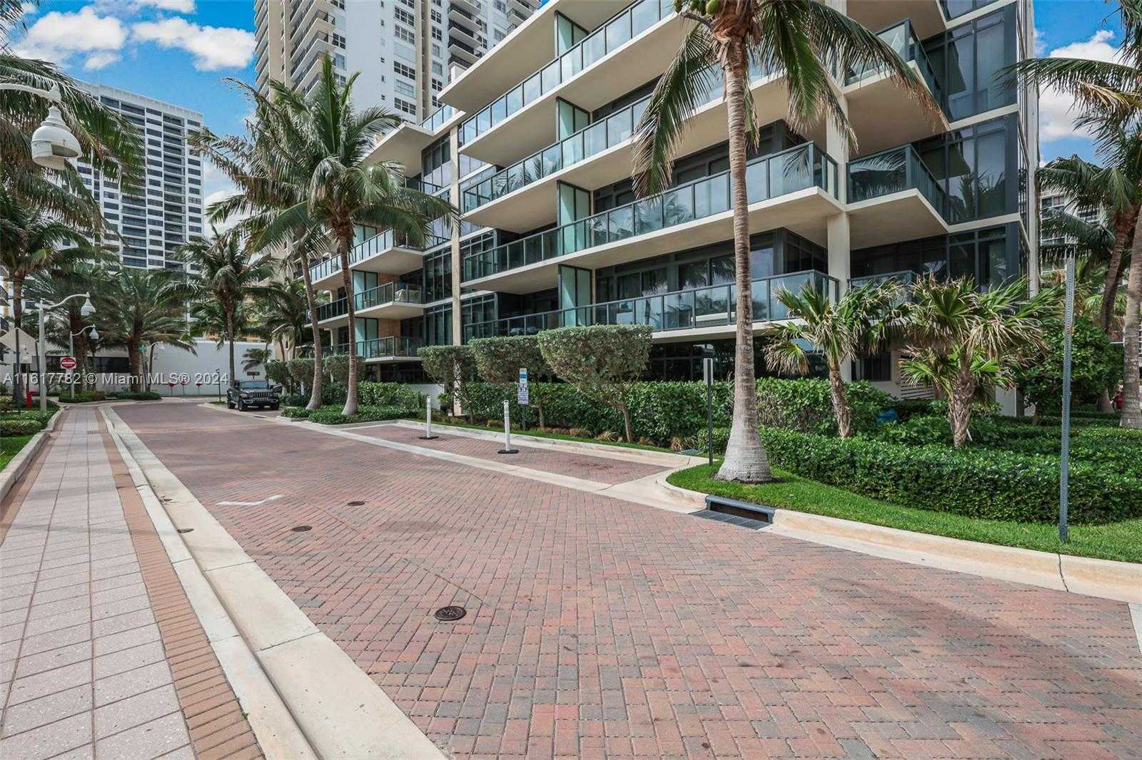 Small Image of 2101 SOUTH SURF RD #2F, Hollywood Number 4