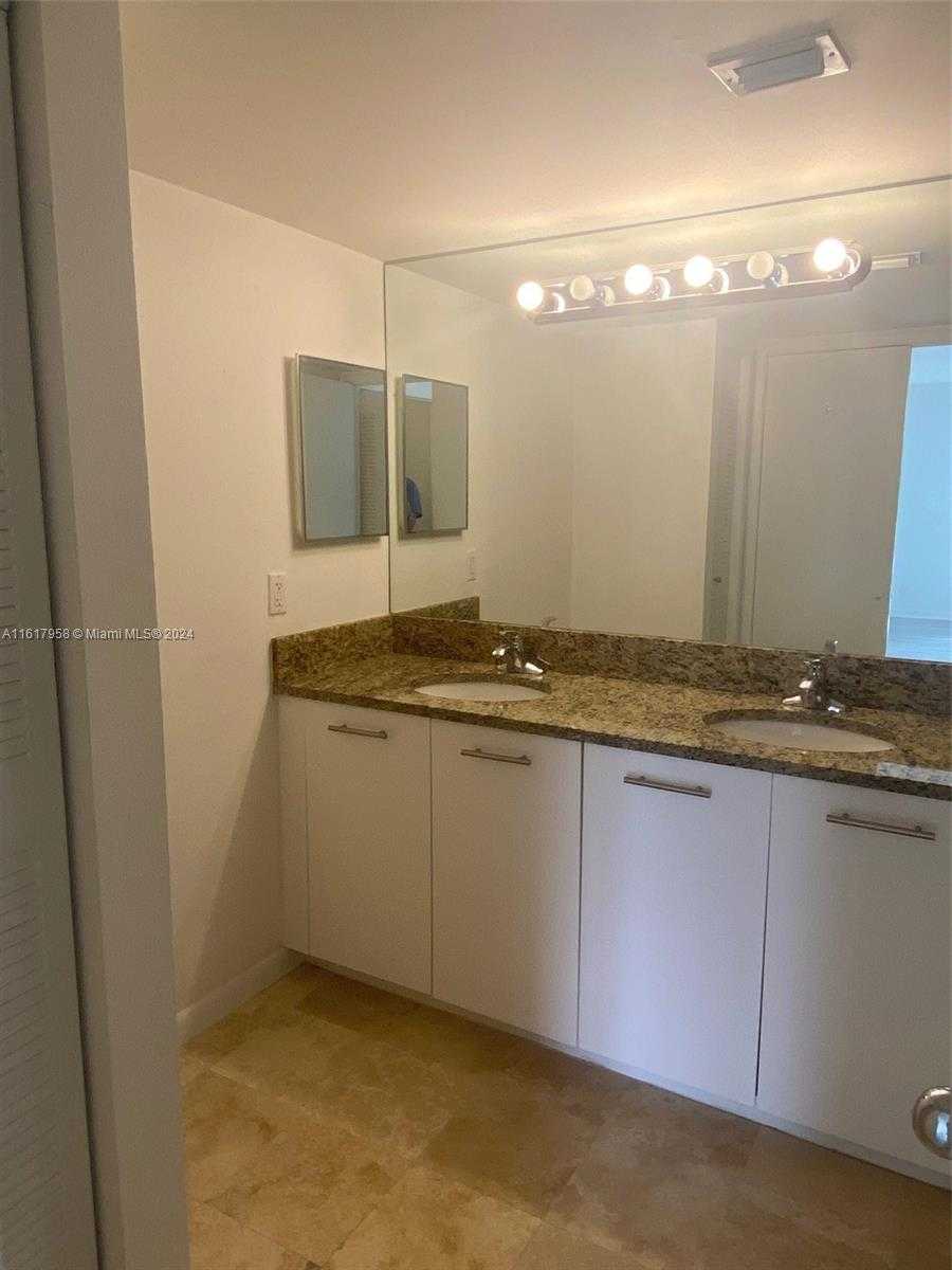 Small Image of 3300 NORTH EAST 192ND ST #1002, Aventura Number 8