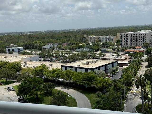 Small Image of 18011 BISCAYNE BLVD #1605, Aventura Number 16