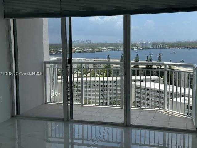 Small Image of 18011 BISCAYNE BLVD #1605, Aventura Number 35