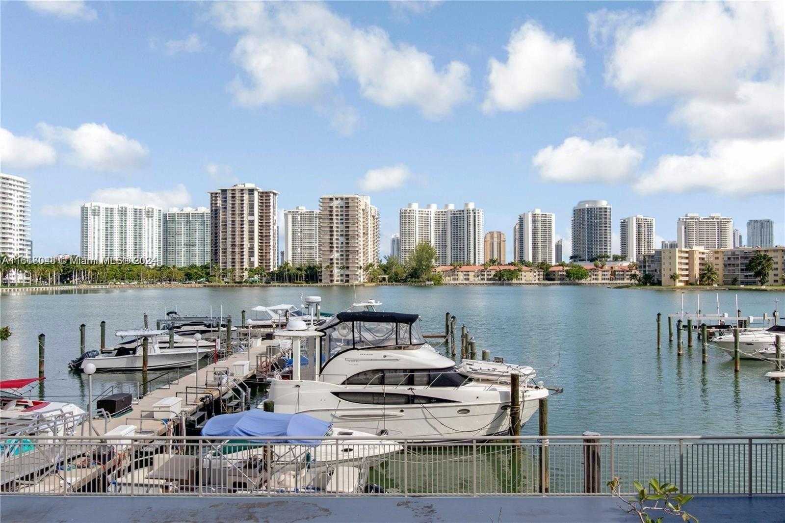 Small Image of 18011 BISCAYNE BLVD #1605, Aventura Number 48