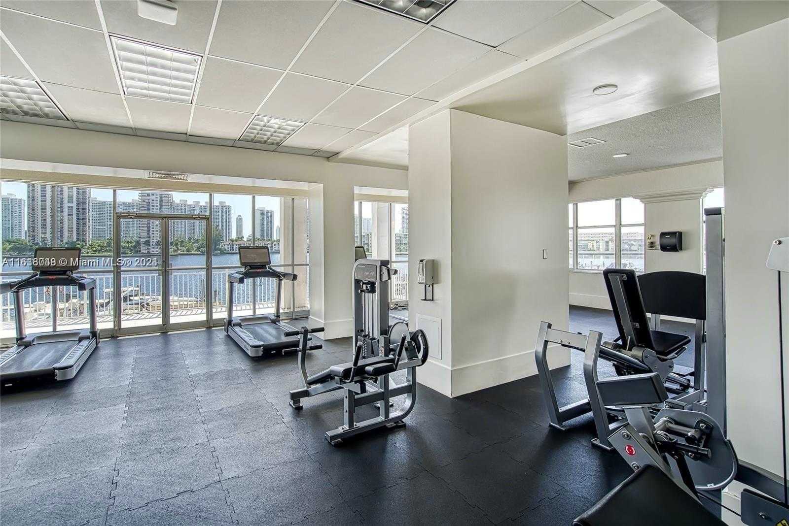 Small Image of 18011 BISCAYNE BLVD #1605, Aventura Number 49