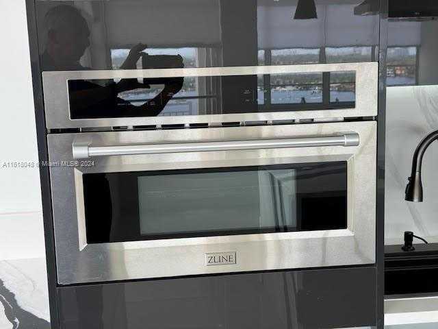 Small Image of 18011 BISCAYNE BLVD #1605, Aventura Number 8