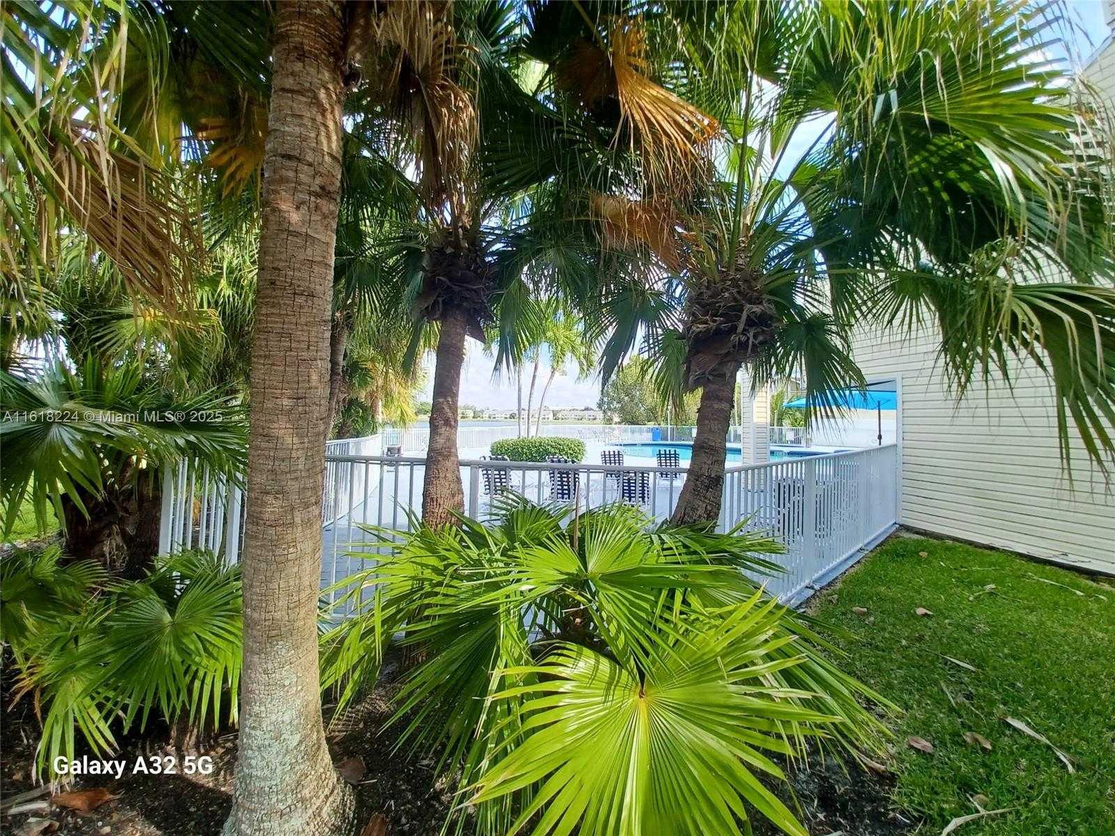 Small Image of 3421 NORTH WEST 44TH ST #103, Oakland Park Number 11