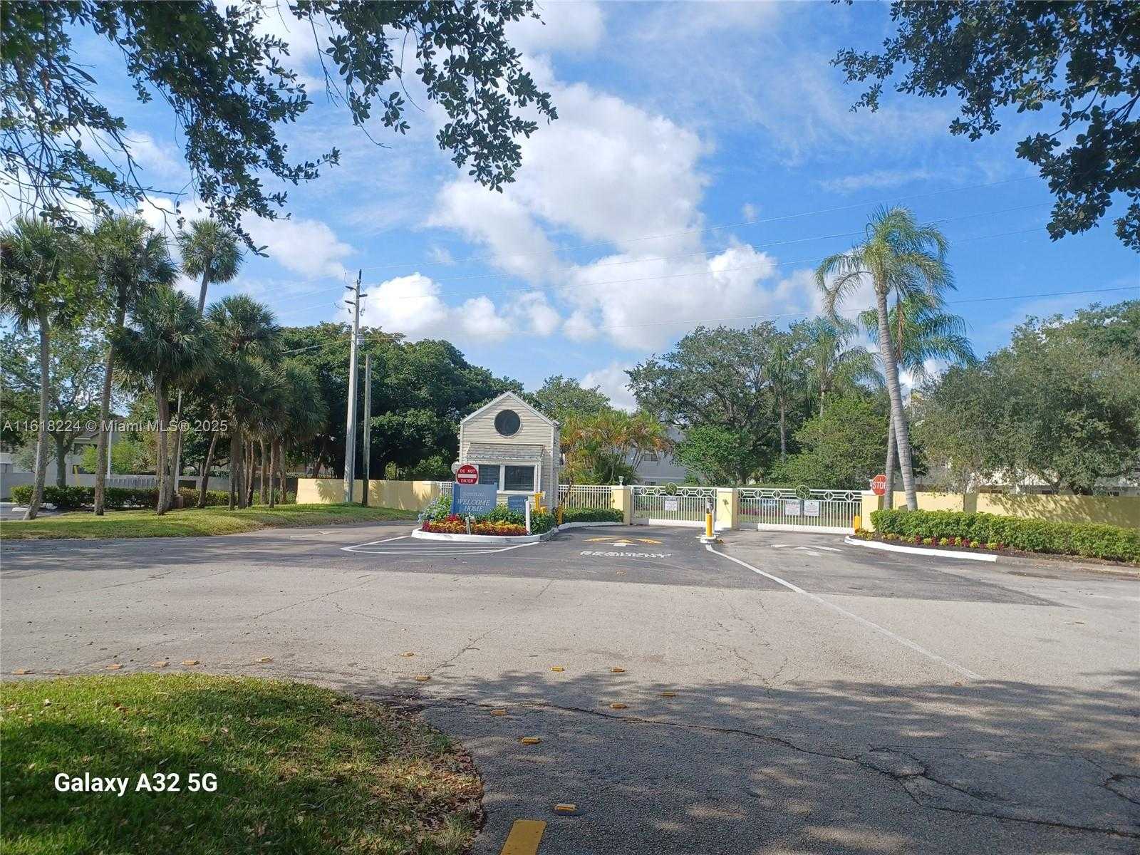 Small Image of 3421 NORTH WEST 44TH ST #103, Oakland Park Number 7
