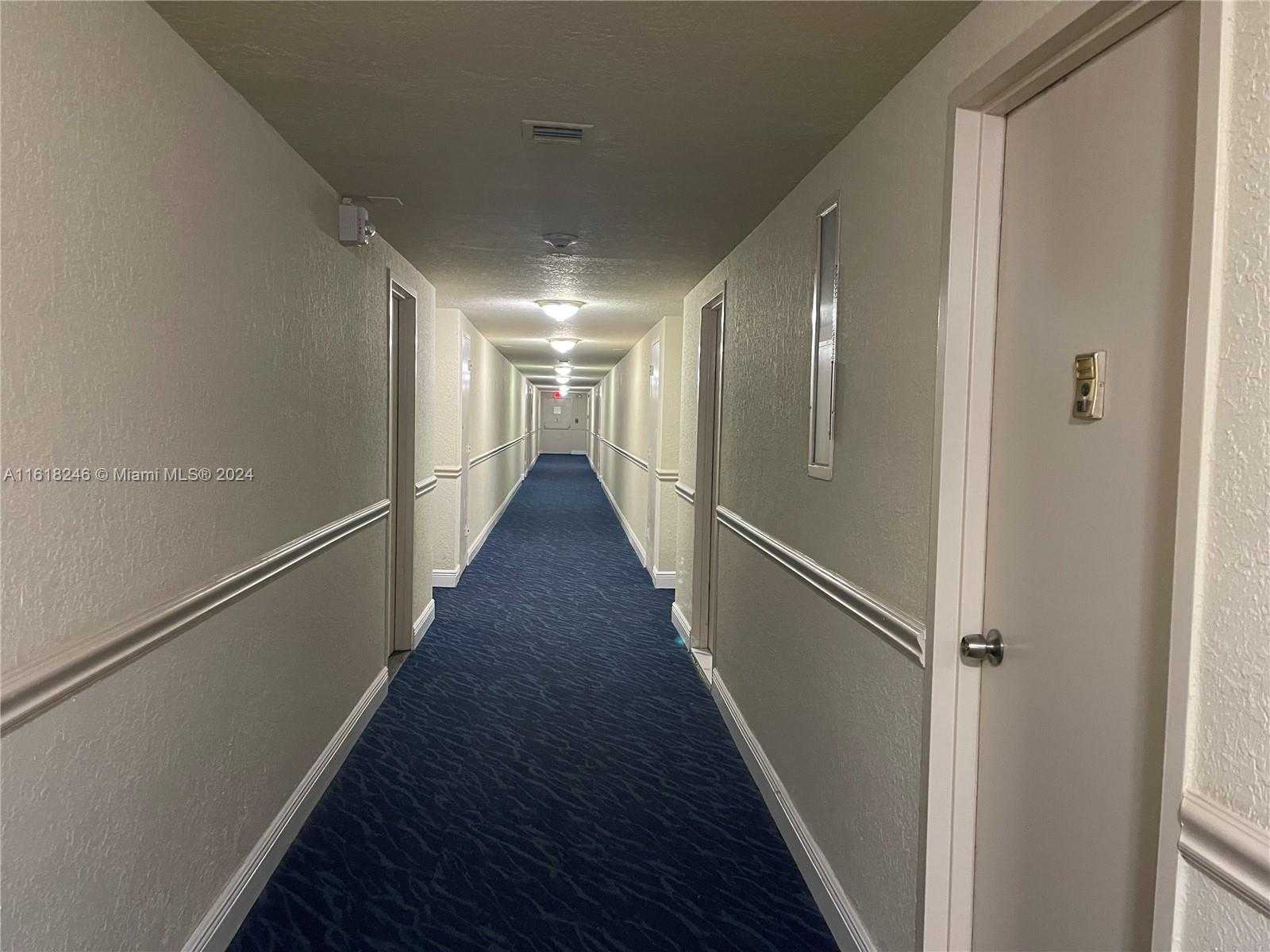 Small Image of 3505 SOUTH OCEAN DR #310, Hollywood Number 12