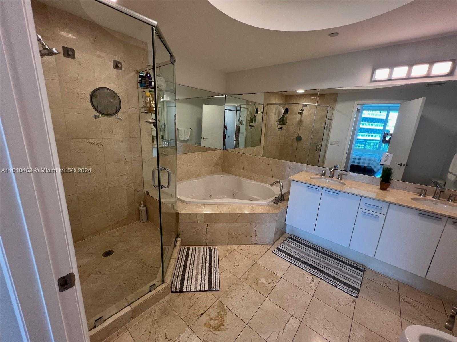 Small Image of 3131 NORTH EAST 188TH ST #1-609, Aventura Number 25