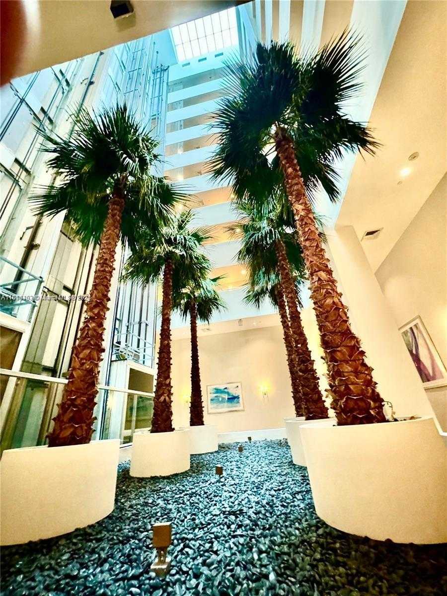Small Image of 3131 NORTH EAST 188TH ST #1-609, Aventura Number 34