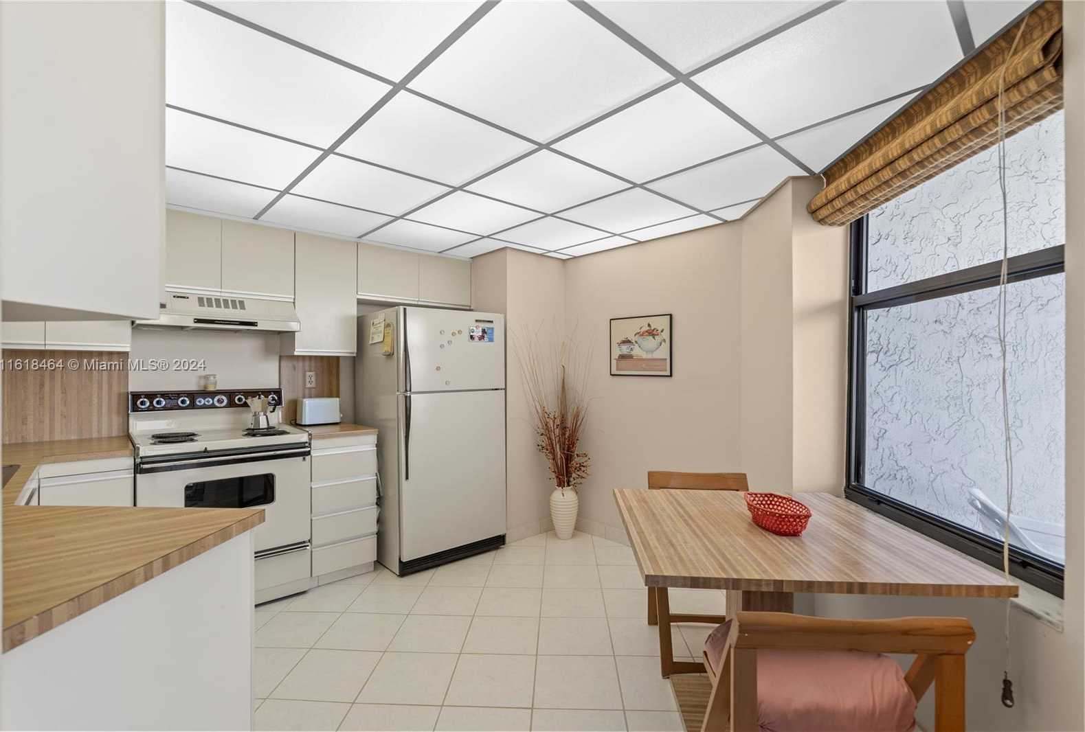 Small Image of 18181 NORTH EAST 31ST CT #2202, Aventura Number 18