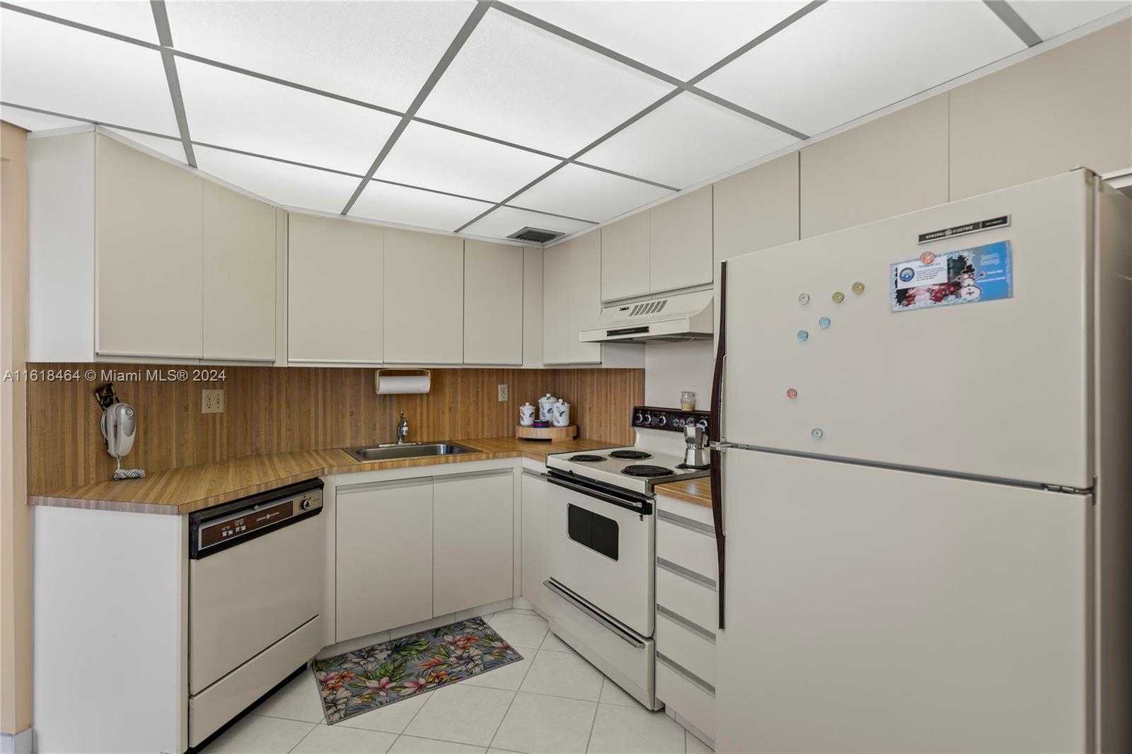 Small Image of 18181 NORTH EAST 31ST CT #2202, Aventura Number 20