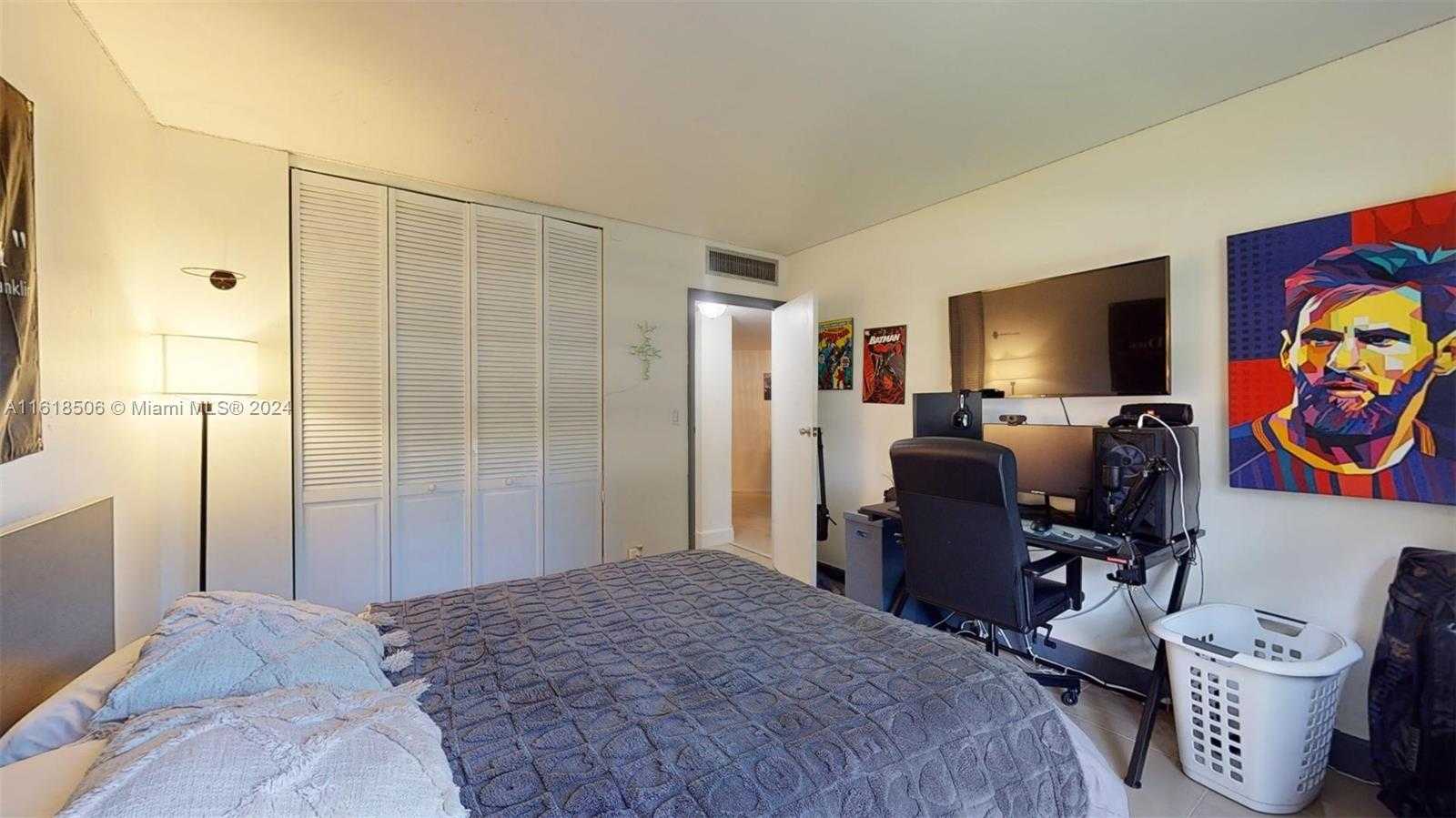 Small Image of 3301 NORTH COUNTRY CLUB DR #205, Aventura Number 36