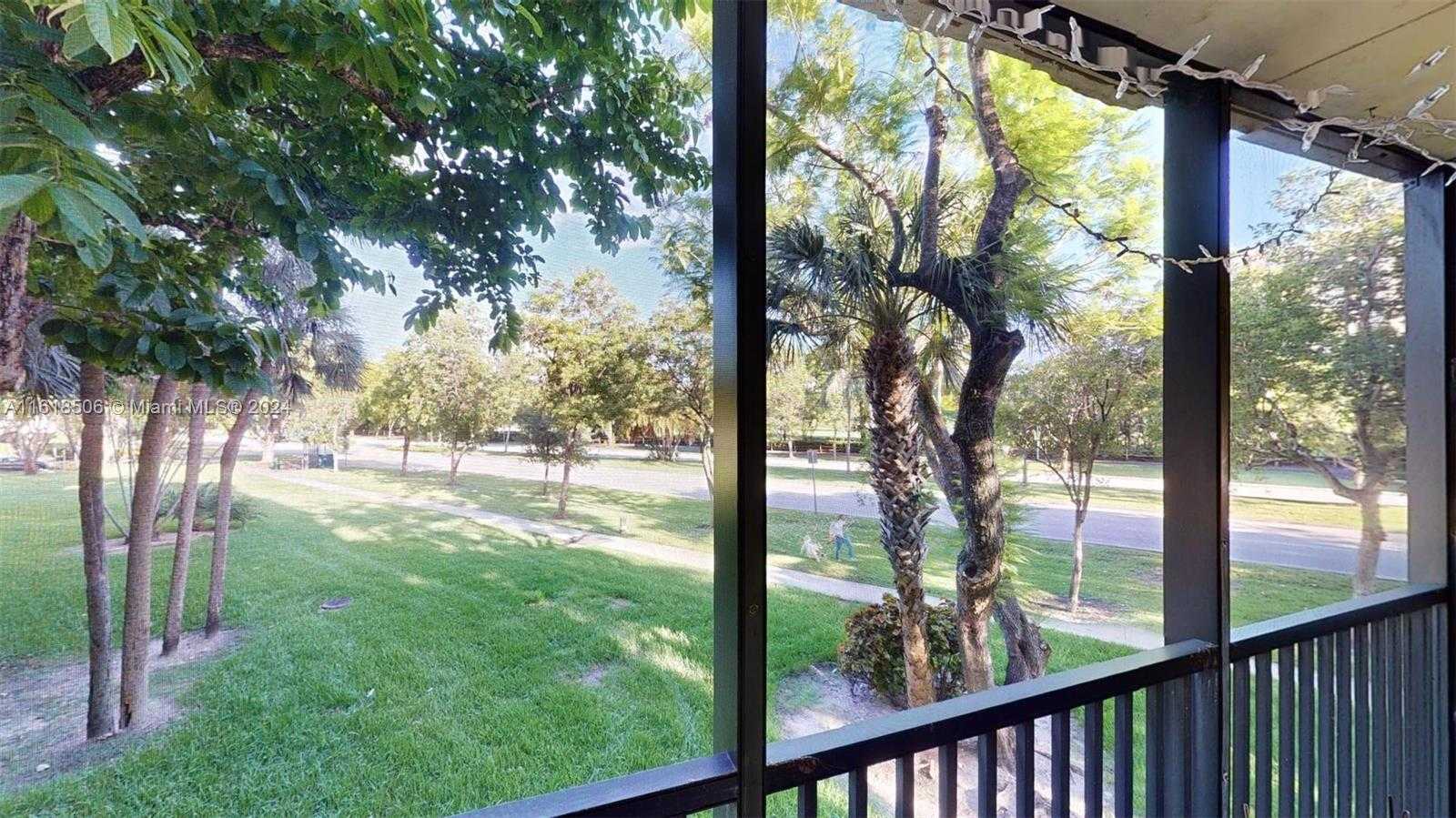 Small Image of 3301 NORTH COUNTRY CLUB DR #205, Aventura Number 7
