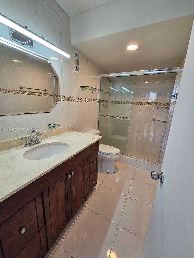 Small Image of 1300 NORTH EAST MIAMI GARDENS DR #706E, Miami Number 16