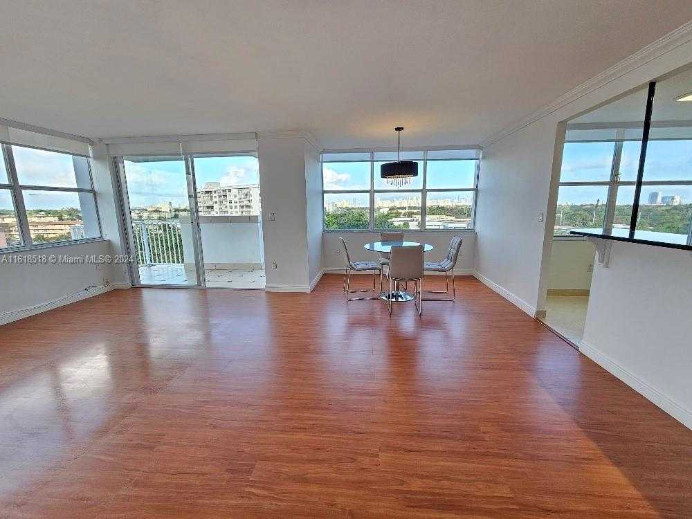 Small Image of 1300 NORTH EAST MIAMI GARDENS DR #706E, Miami Number 22