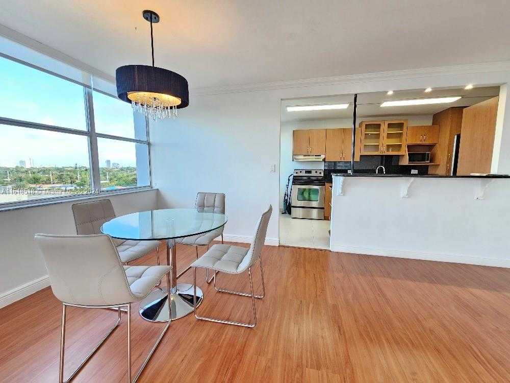 Small Image of 1300 NORTH EAST MIAMI GARDENS DR #706E, Miami Number 7