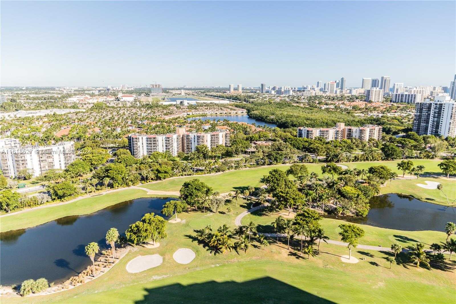 Small Image of 20301 WEST COUNTRY CLUB DR #PH22, Aventura Number 11