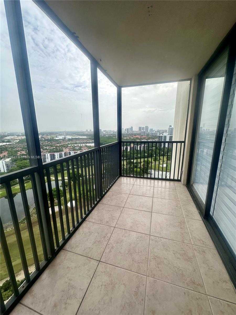 Small Image of 20301 WEST COUNTRY CLUB DR #PH22, Aventura Number 29