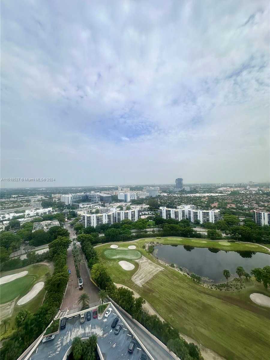 Small Image of 20301 WEST COUNTRY CLUB DR #PH22, Aventura Number 33