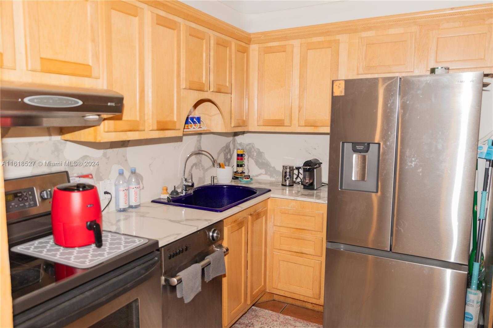 Small Image of 20301 WEST COUNTRY CLUB DR #PH22, Aventura Number 5