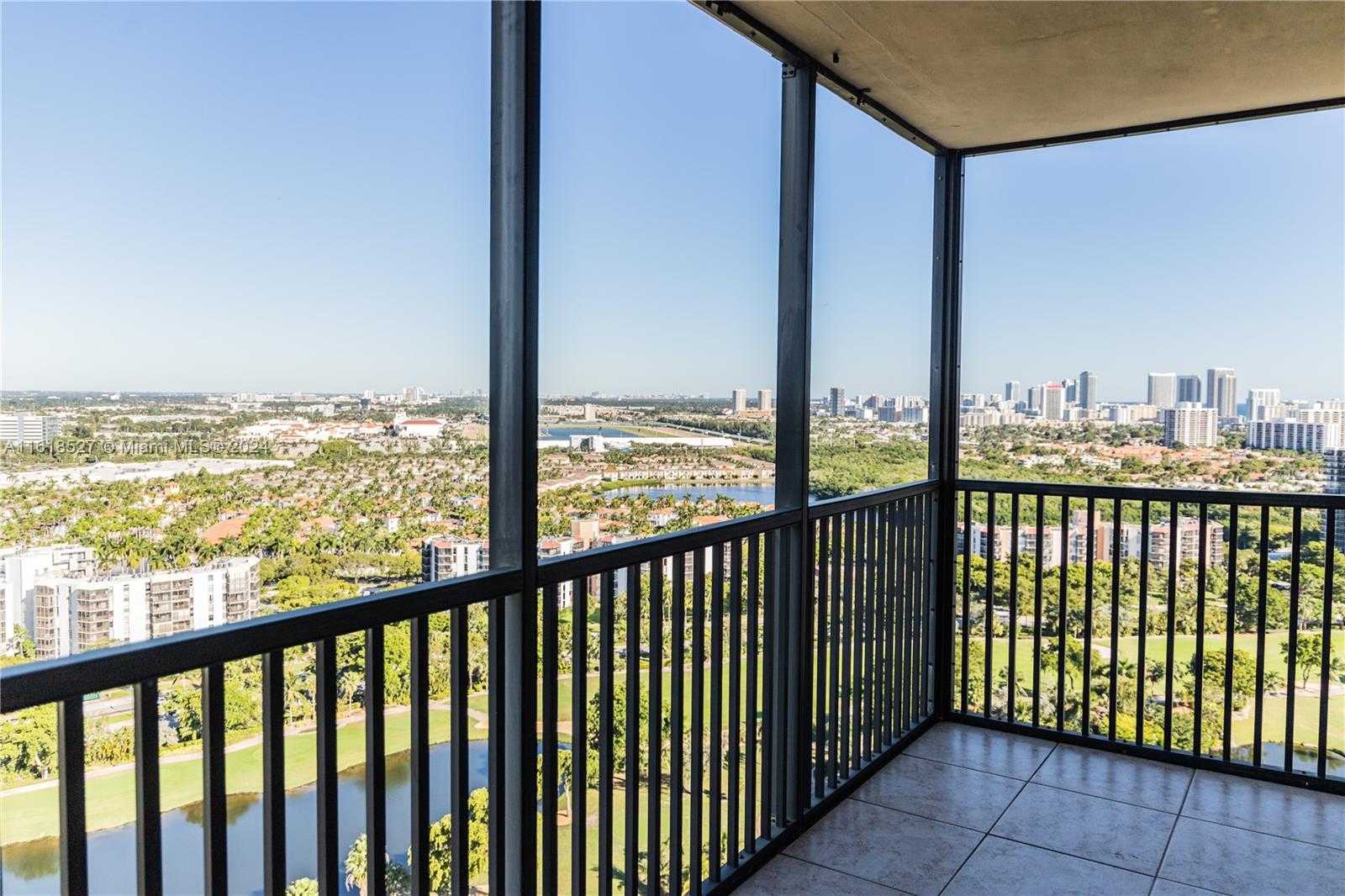 Small Image of 20301 WEST COUNTRY CLUB DR #PH22, Aventura Number 7