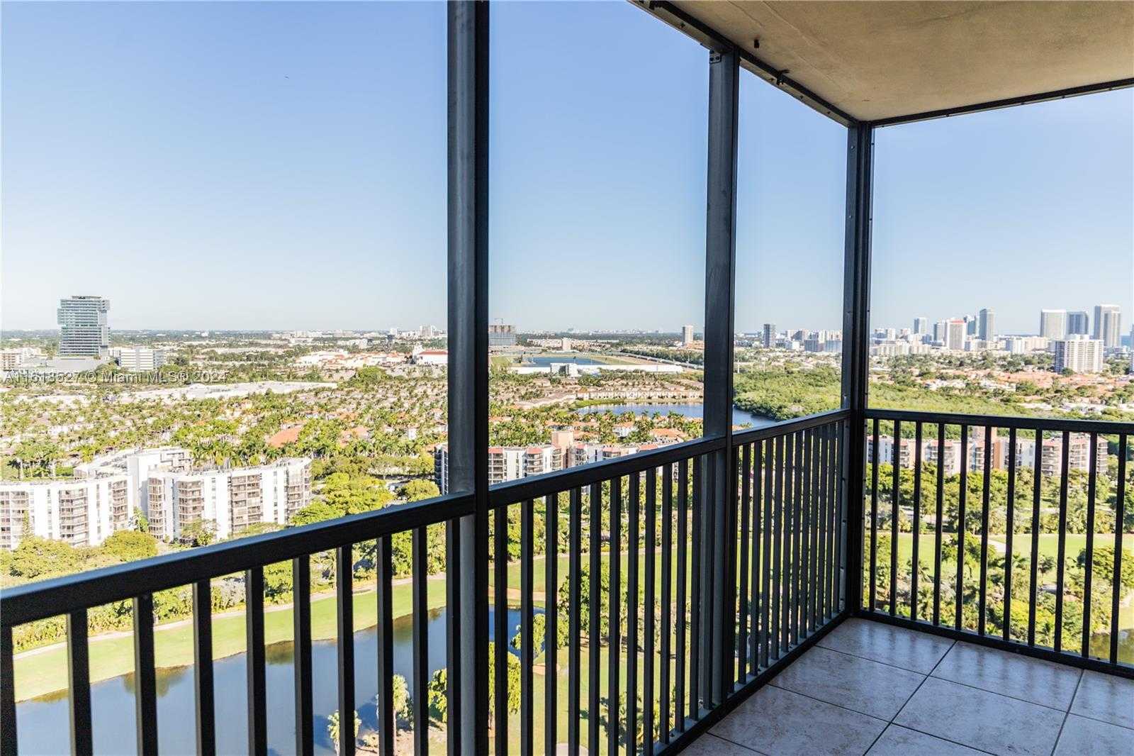 Small Image of 20301 WEST COUNTRY CLUB DR #PH22, Aventura Number 8