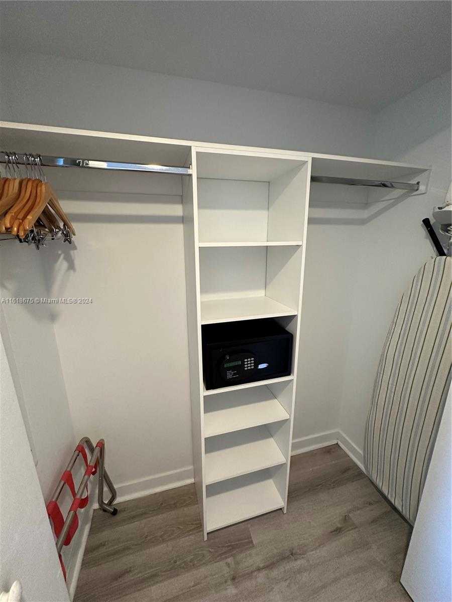 Small Image of 2602 EAST HALLANDALE BEACH BLVD #R1507, Hallandale Beach Number 38