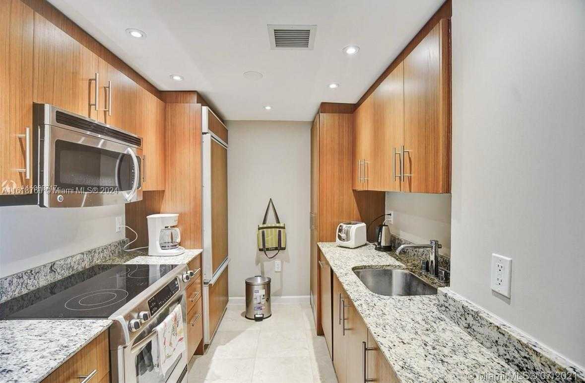 Small Image of 10275 COLLINS AVE #806, Bal Harbour Number 17