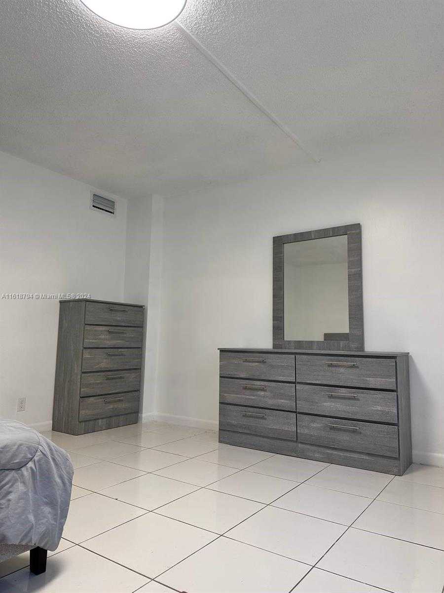 Small Image of 319 NORTH EAST 14TH AVE #106, Hallandale Beach Number 11