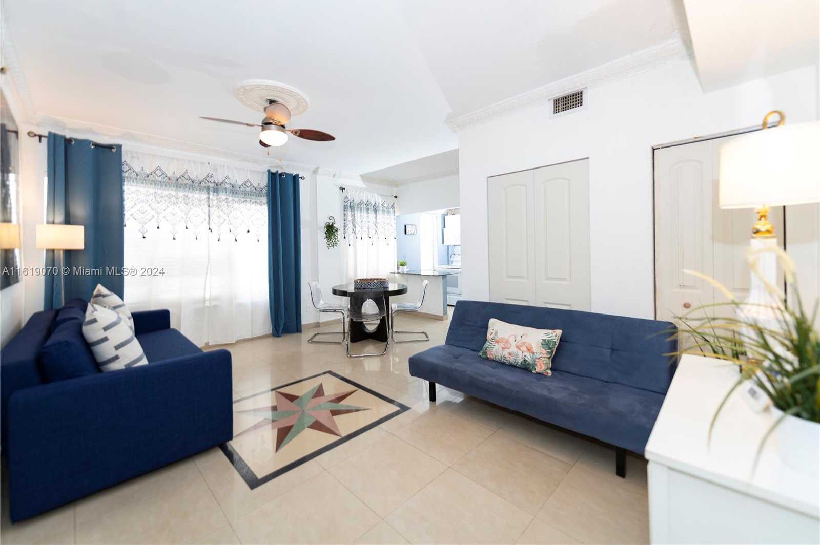 Small Image of 918 OCEAN DR #202, Miami Beach Number 3