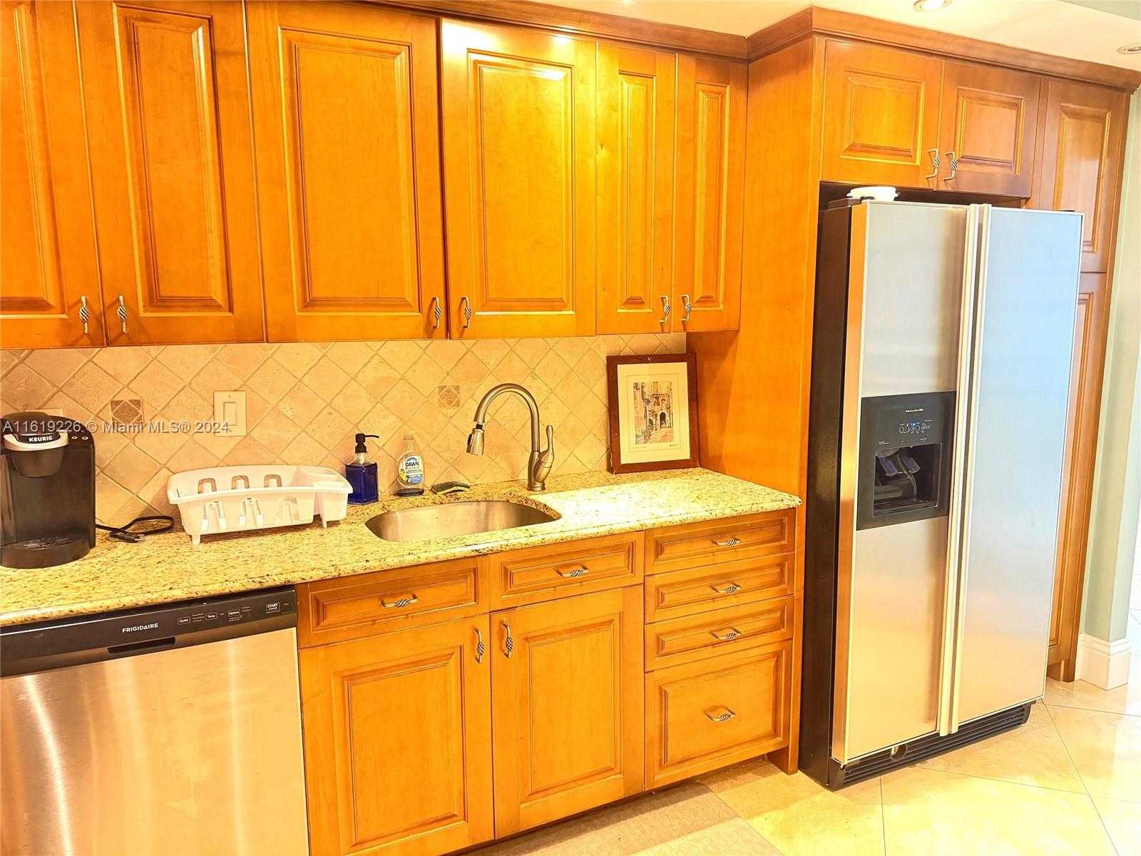 Small Image of 3901 SOUTH OCEAN DR #7O, Hollywood Number 12