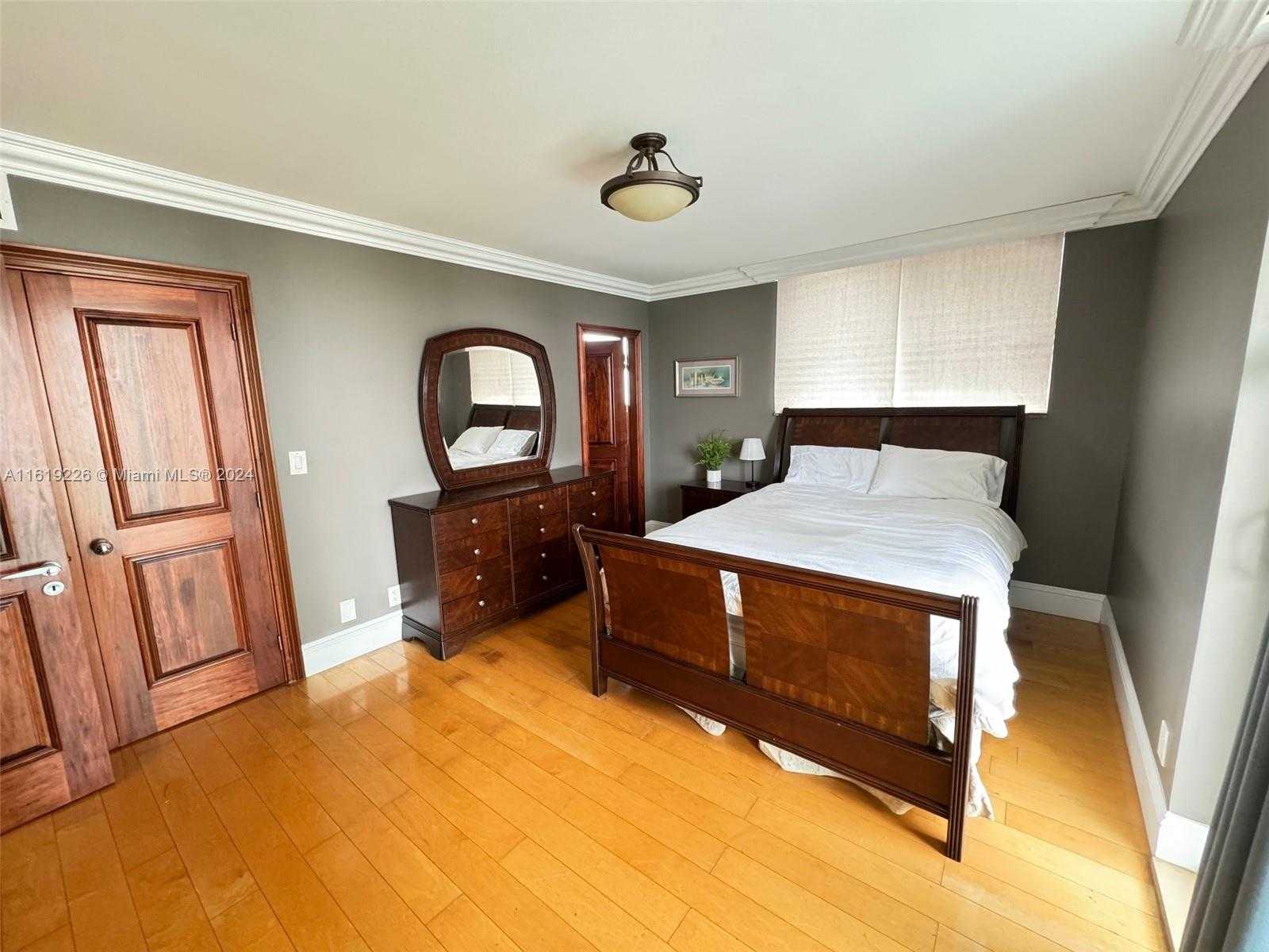 Small Image of 3901 SOUTH OCEAN DR #7O, Hollywood Number 15