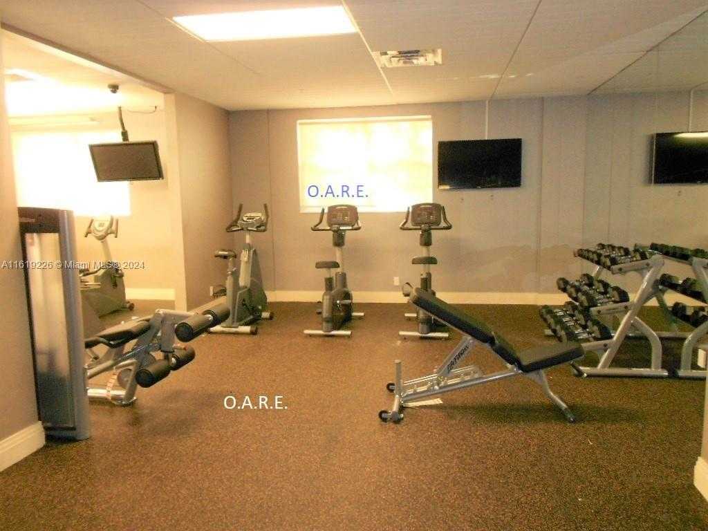 Small Image of 3901 SOUTH OCEAN DR #7O, Hollywood Number 30