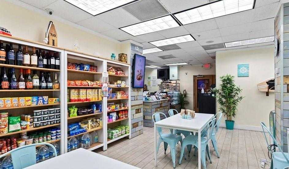 Small Image of 3901 SOUTH OCEAN DR #7O, Hollywood Number 39