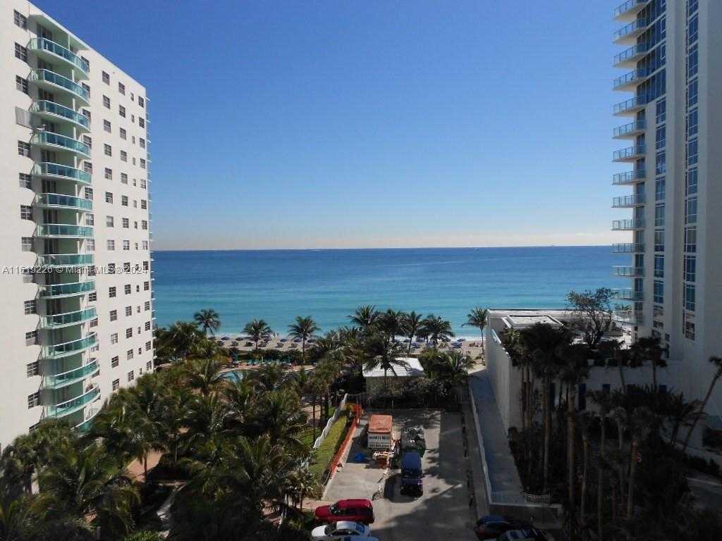 Small Image of 3901 SOUTH OCEAN DR #7O, Hollywood Number 48