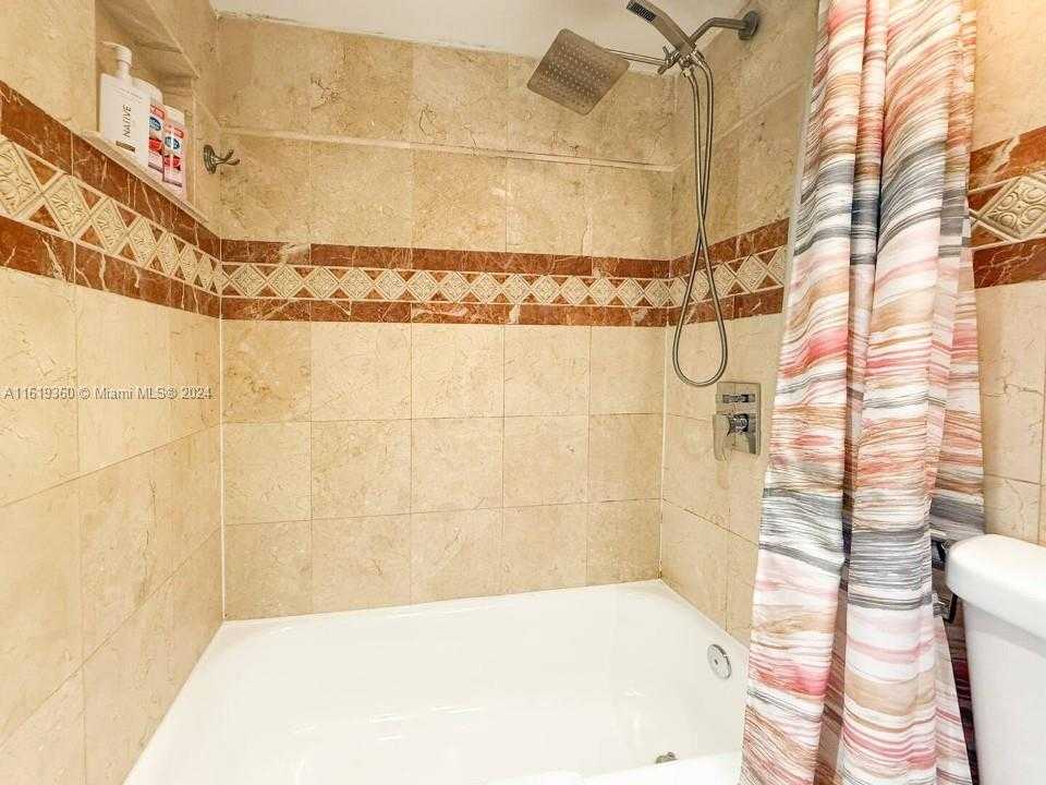 Small Image of 3901 SOUTH OCEAN DR #9B, Hollywood Number 17