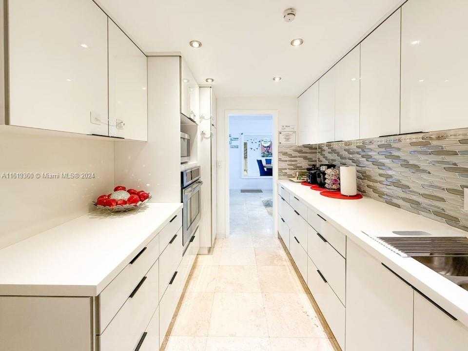 Small Image of 3901 SOUTH OCEAN DR #9B, Hollywood Number 6