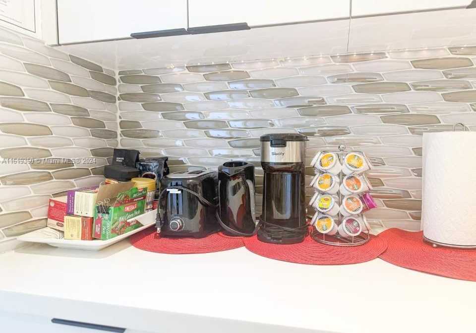 Small Image of 3901 SOUTH OCEAN DR #9B, Hollywood Number 8