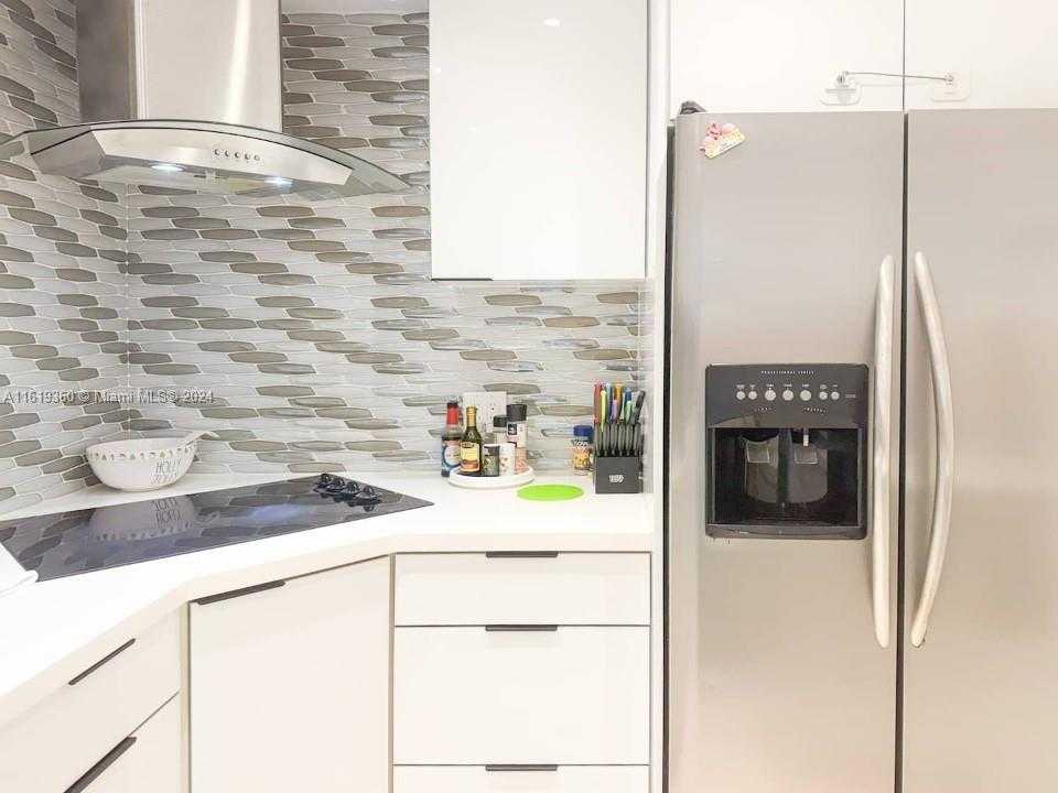 Small Image of 3901 SOUTH OCEAN DR #9B, Hollywood Number 9