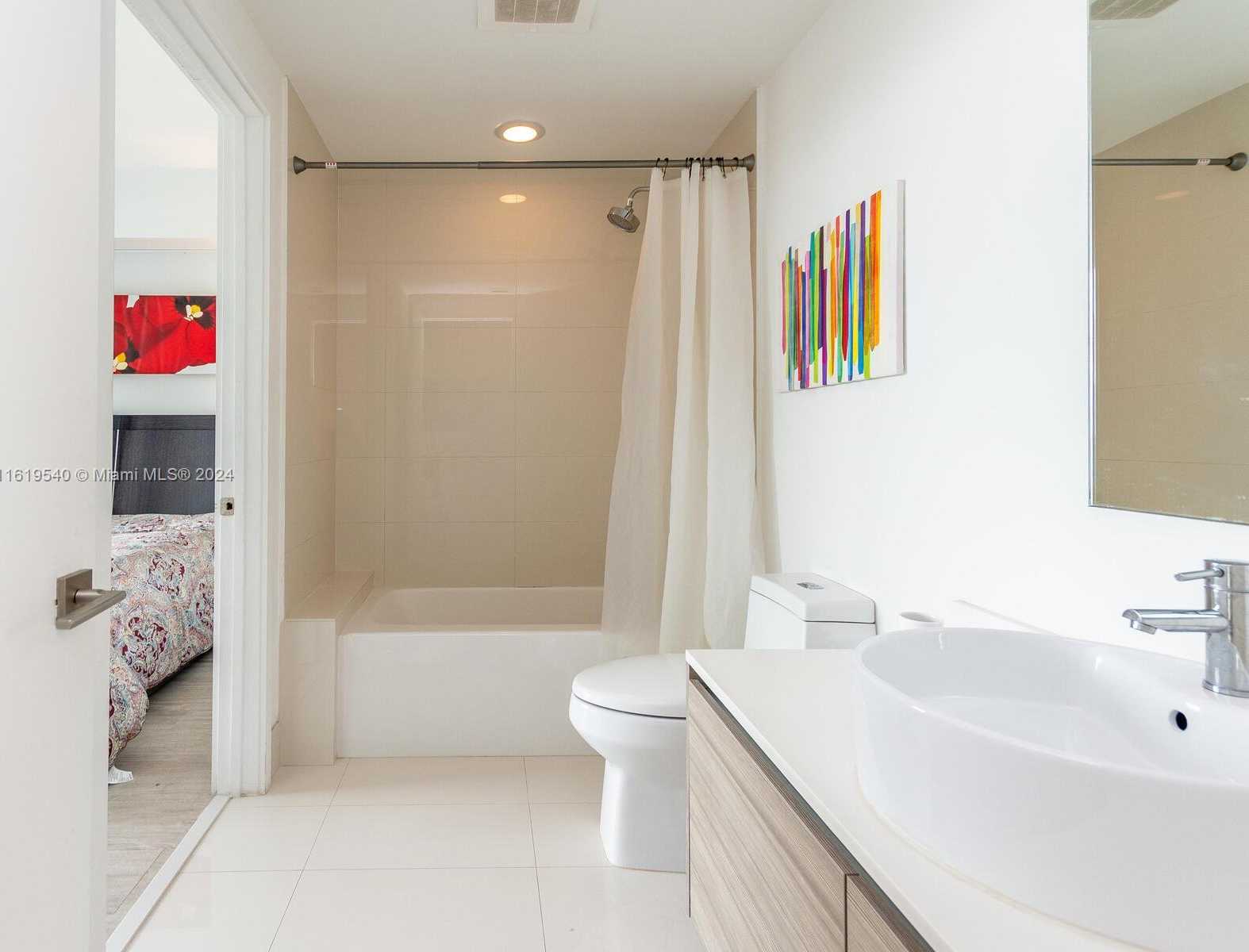 Small Image of 121 NORTH EAST 34TH ST #1014, Miami Number 2
