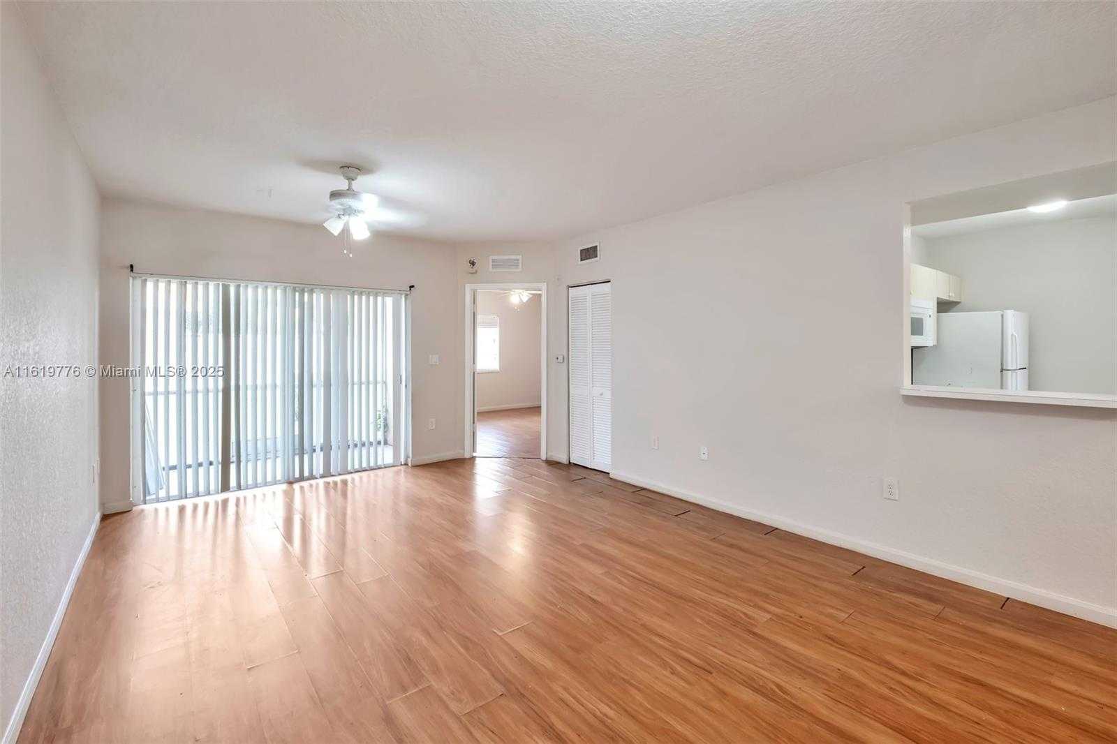 Small Image of 1482 LAKE CRYSTAL DR #H, West Palm Beach Number 12
