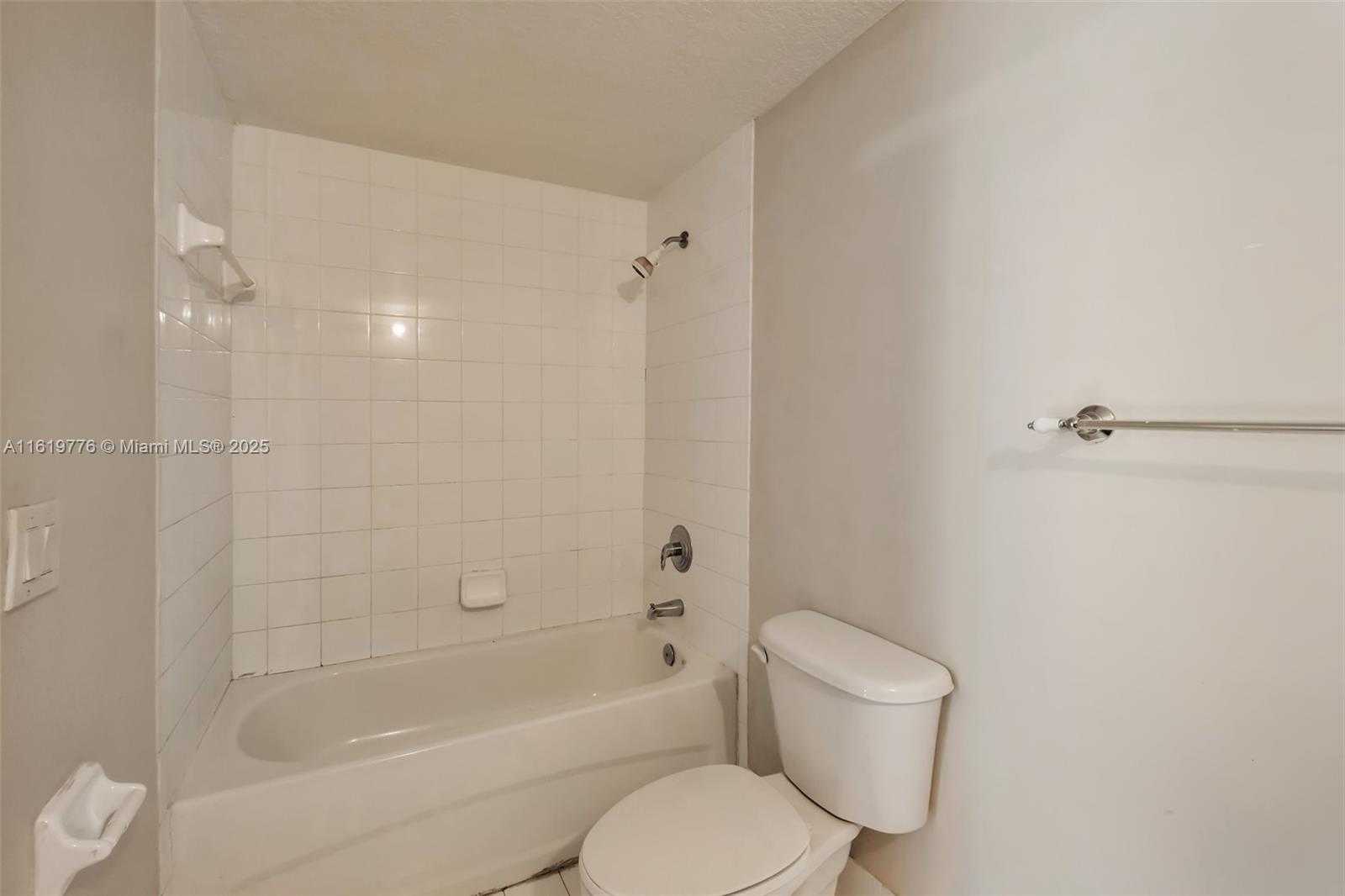 Small Image of 1482 LAKE CRYSTAL DR #H, West Palm Beach Number 17