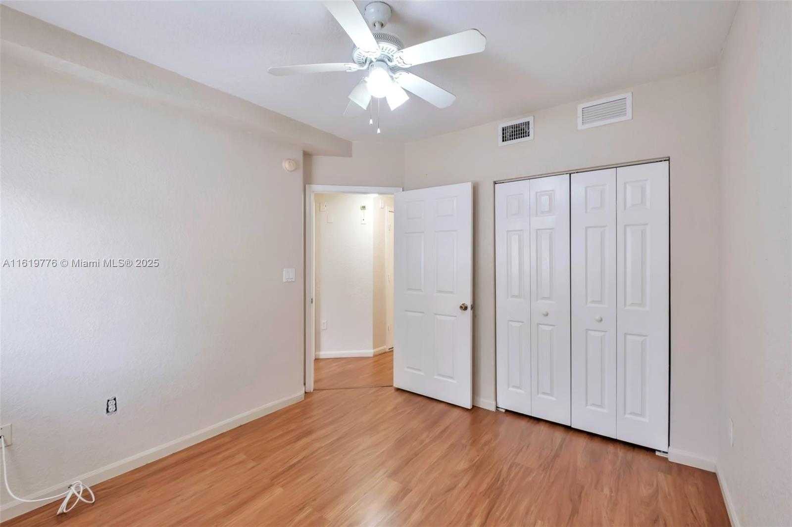 Small Image of 1482 LAKE CRYSTAL DR #H, West Palm Beach Number 24